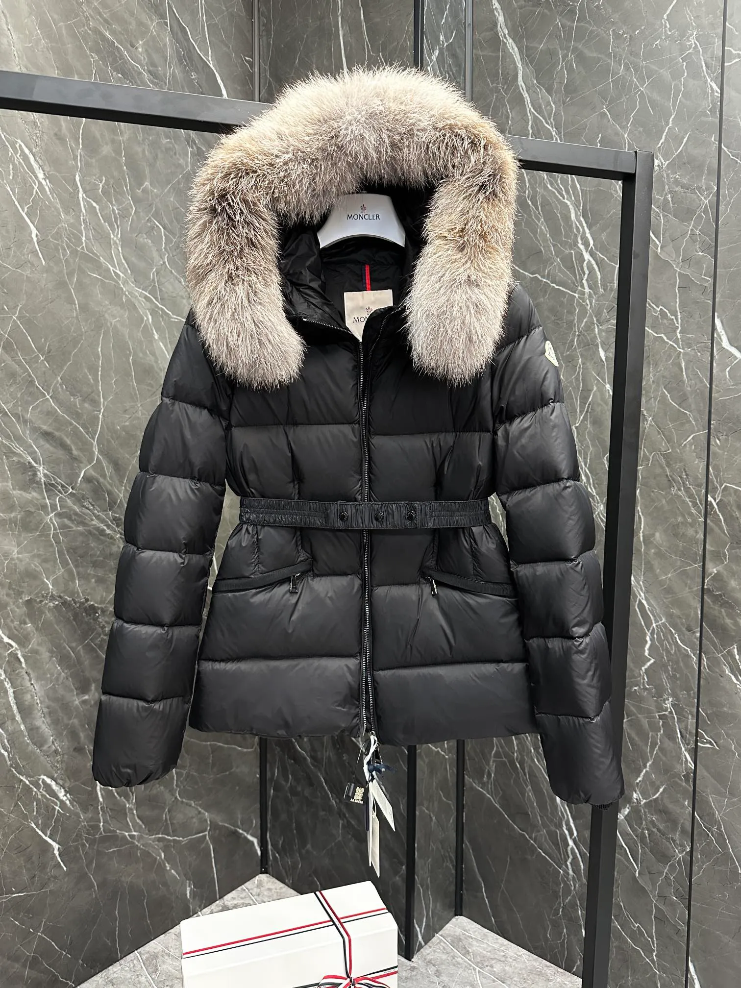 Moncler Boed Boed longue saison ， ， 。 (⚠️ ， ） Boed ， ， 。 longue saison ， 。 • longue saison •Longue saison • • • • ， • ， • Size：1-4